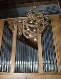 Ornament Orgel Eichenholz teilversilbert Dernbach Kapelle St-Josef